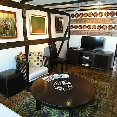 Ruetsche 10 Appartement *